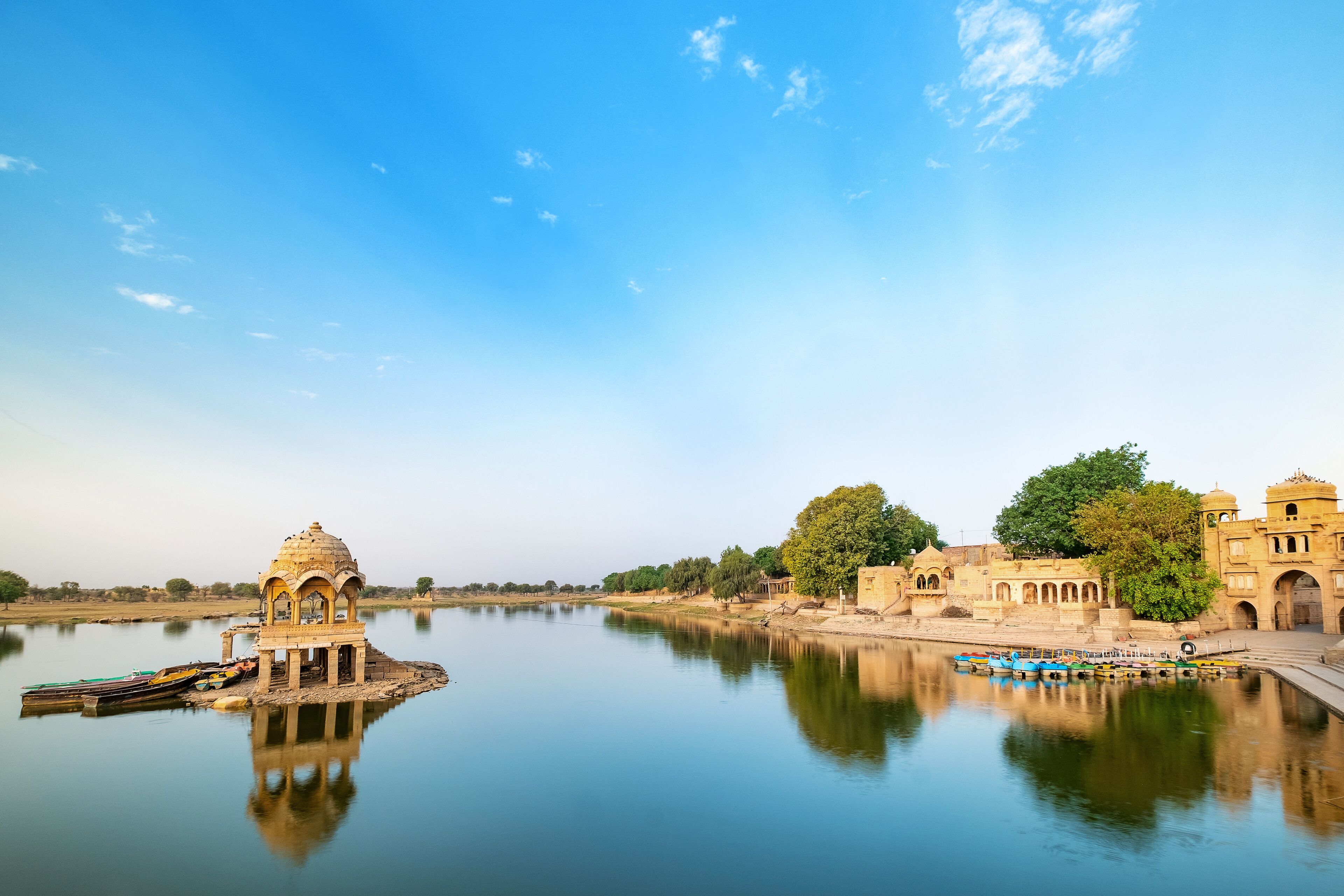 Gadisar lake in the morning at Jaisalmer, Rajasthan, India. An UNESCO World herritage.