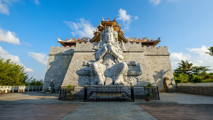 ksitigarbha bodhisattva temple/ 1000 buddha temple, tanjungpinang city, bintan island, indonesia