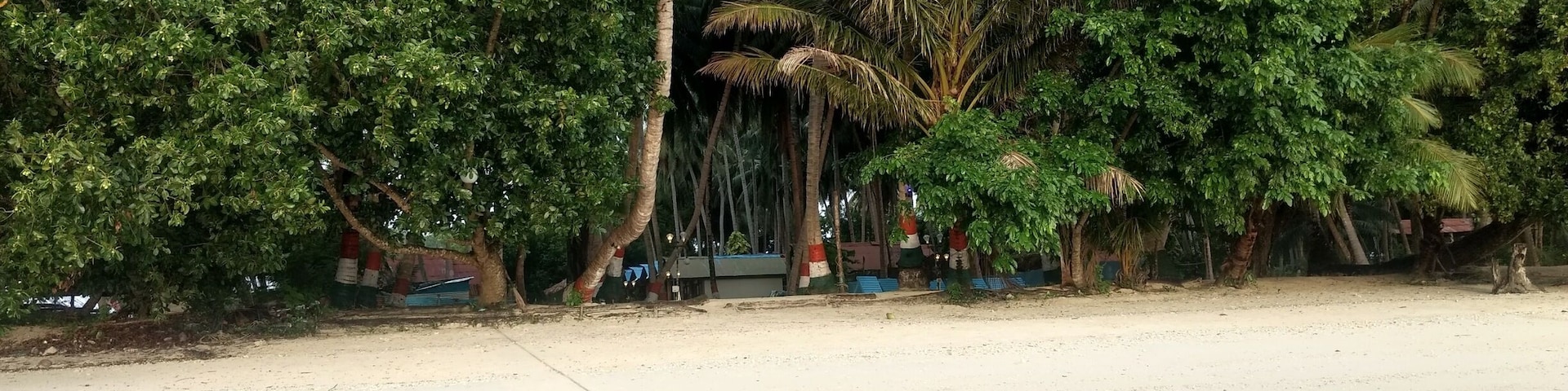 wow what a beach.. clean atmosphere..one of the worlds best clean beach