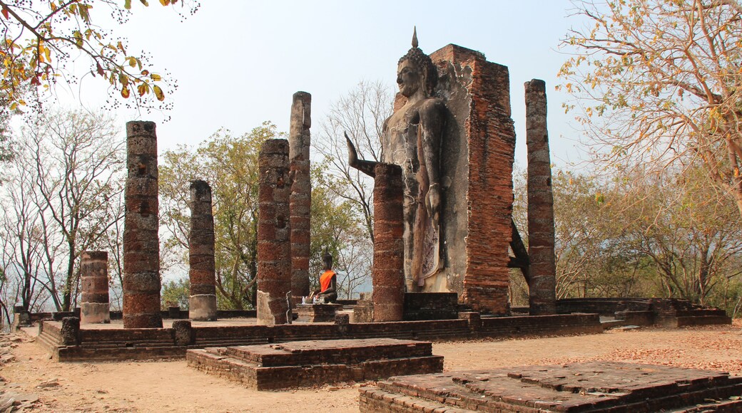 ruined buddhist temple (wat saphan hin) in sukhothai (thailand)