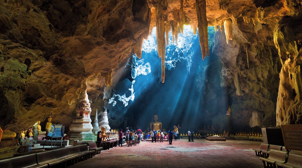 Grotte Tham Khao Luang