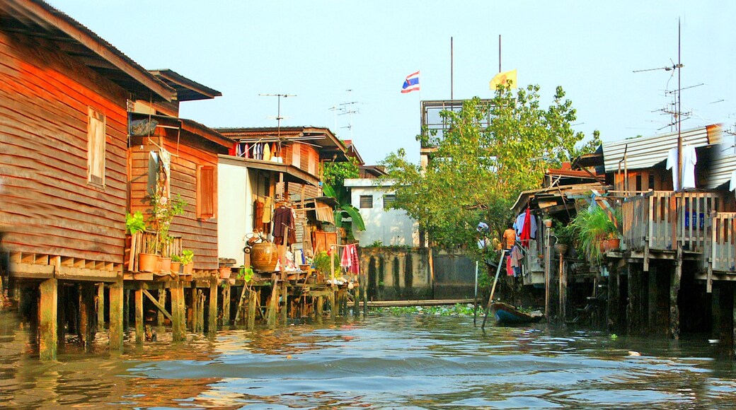 GJG2K3 houses bangkok channels