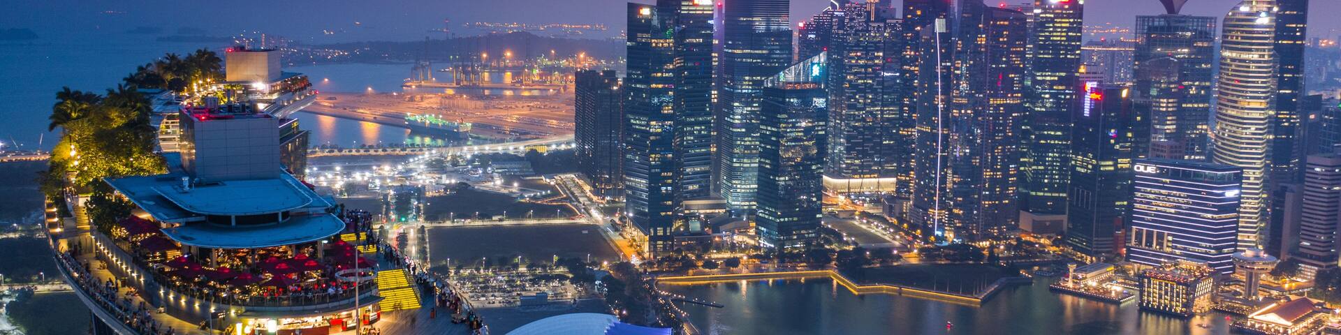 Marina Bay Hotel Skypark Skygarden Skybar at Singapore - Spaceship