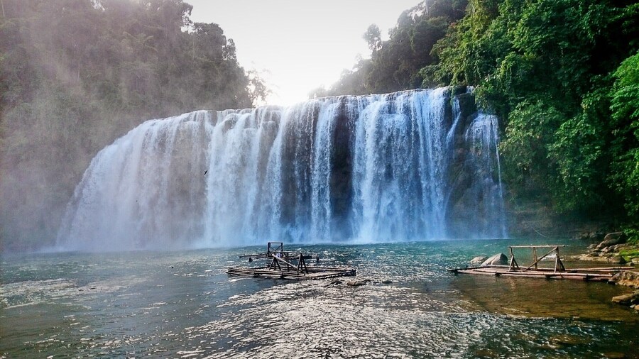 The Niagara version of Philippines.