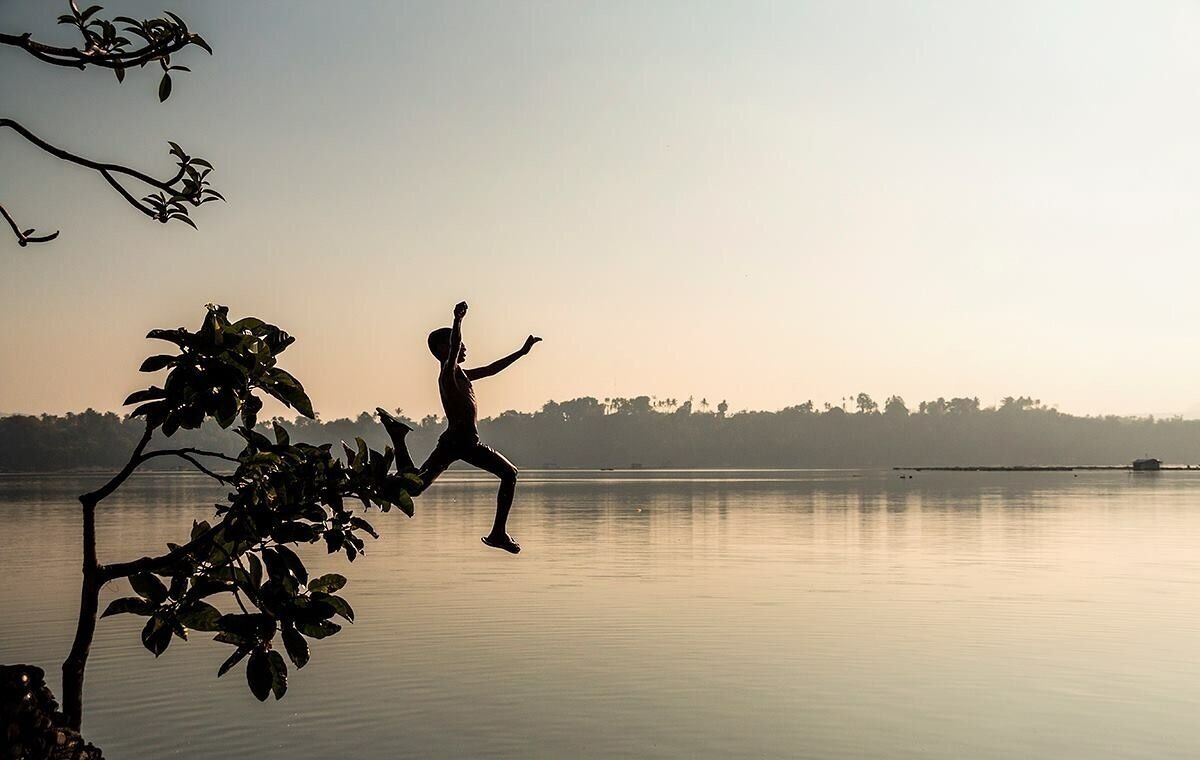 jumping from  a tree into the Sampaloc Lake #waterlust