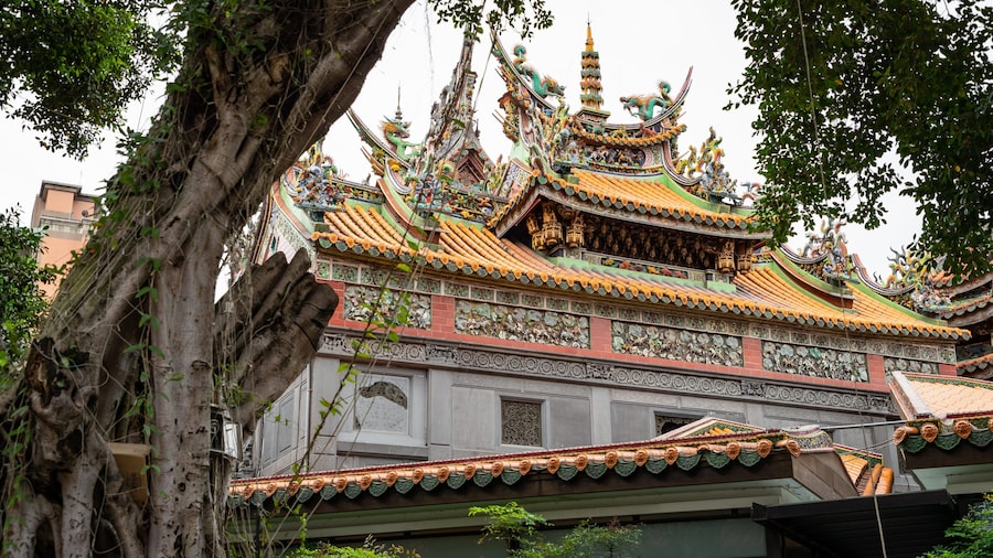 .Sansia Tsu Shi Temple