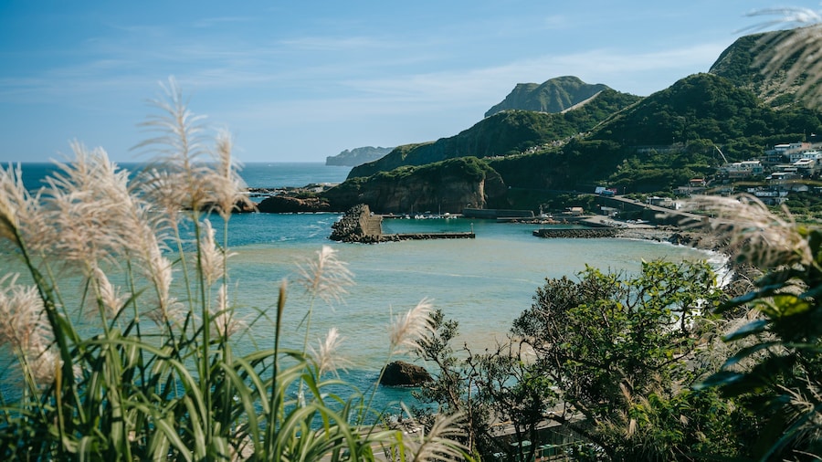 Yinyang Sea showing general coastal views, tropical scenes and landscape views