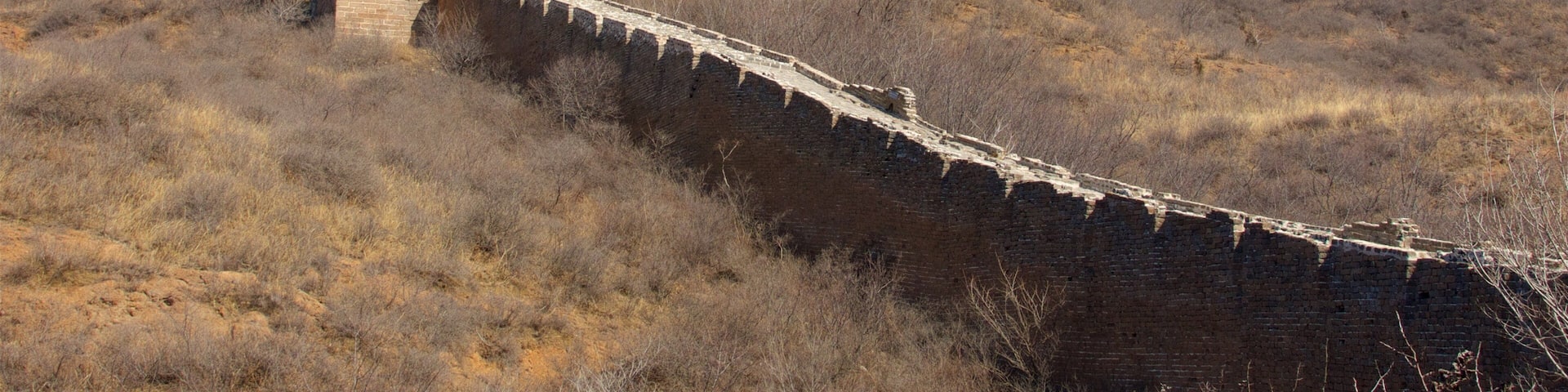 Jinshanling Great Wall showing landscape views, mountains and heritage architecture