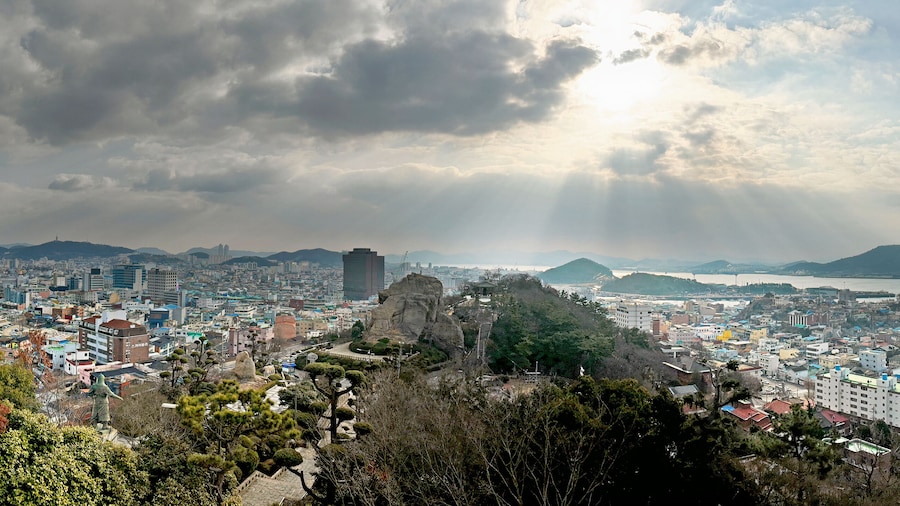 ภูเขา Yudal