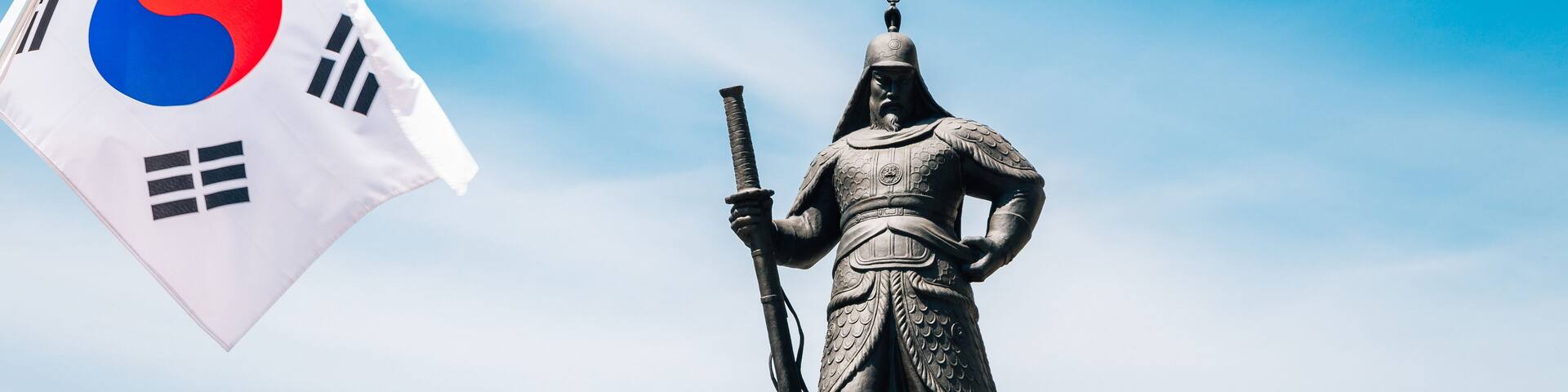 Admiral Yi Sun-Shin statue in Seoul, Korea
