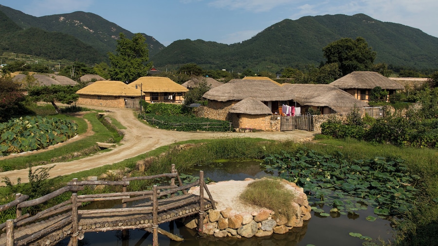 Naganeupseong Folk Village