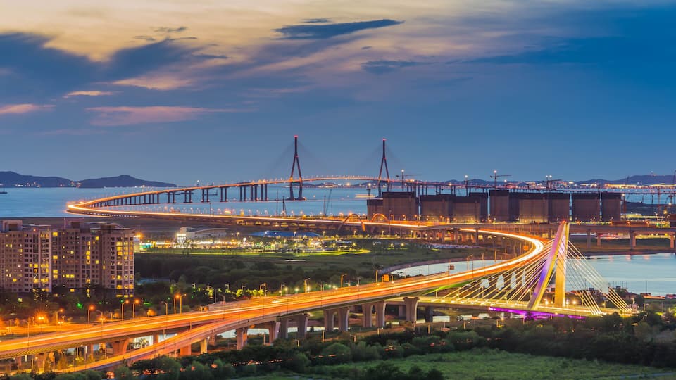 S line bridge incheon bridge south korea.; Shutterstock ID 704682055; purchase_order: SF 06557000; job: ; client: ; other: