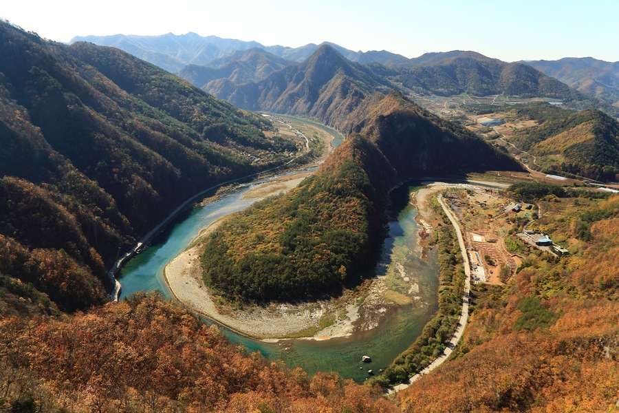 The shape of the Korean Peninsula; Shutterstock ID 702151429; Purchase Order: -