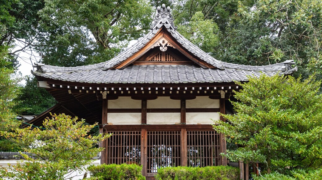 Yu Shrine which includes heritage elements