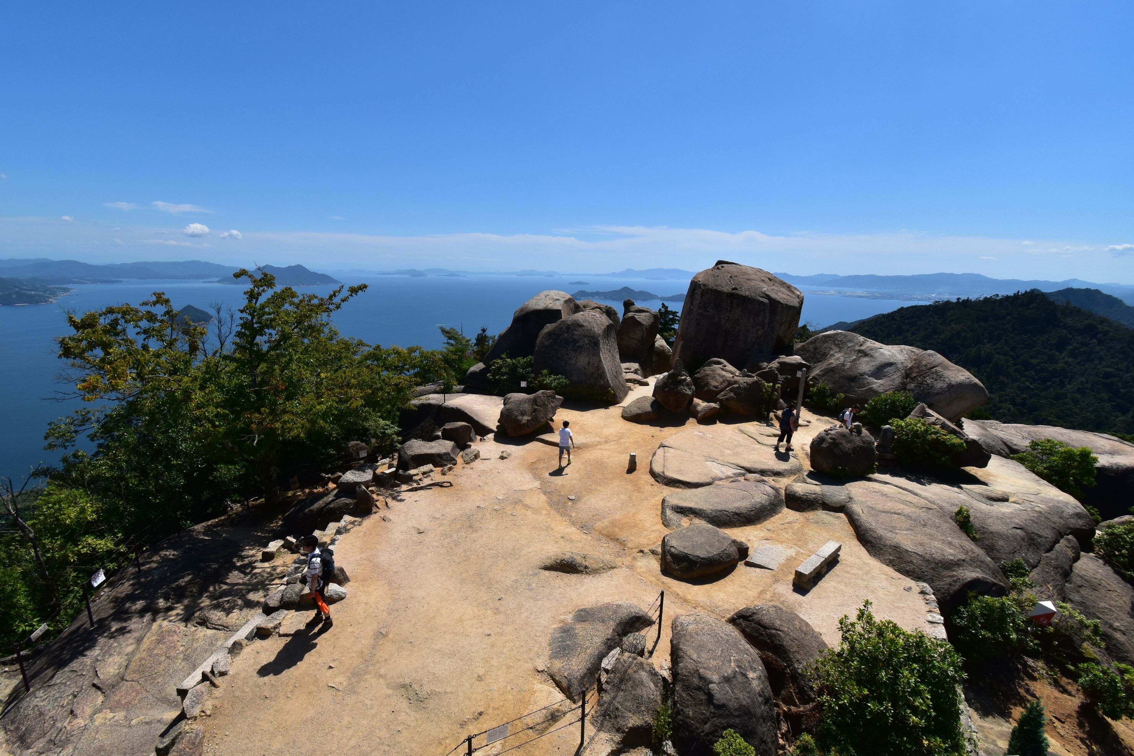弥山山頂