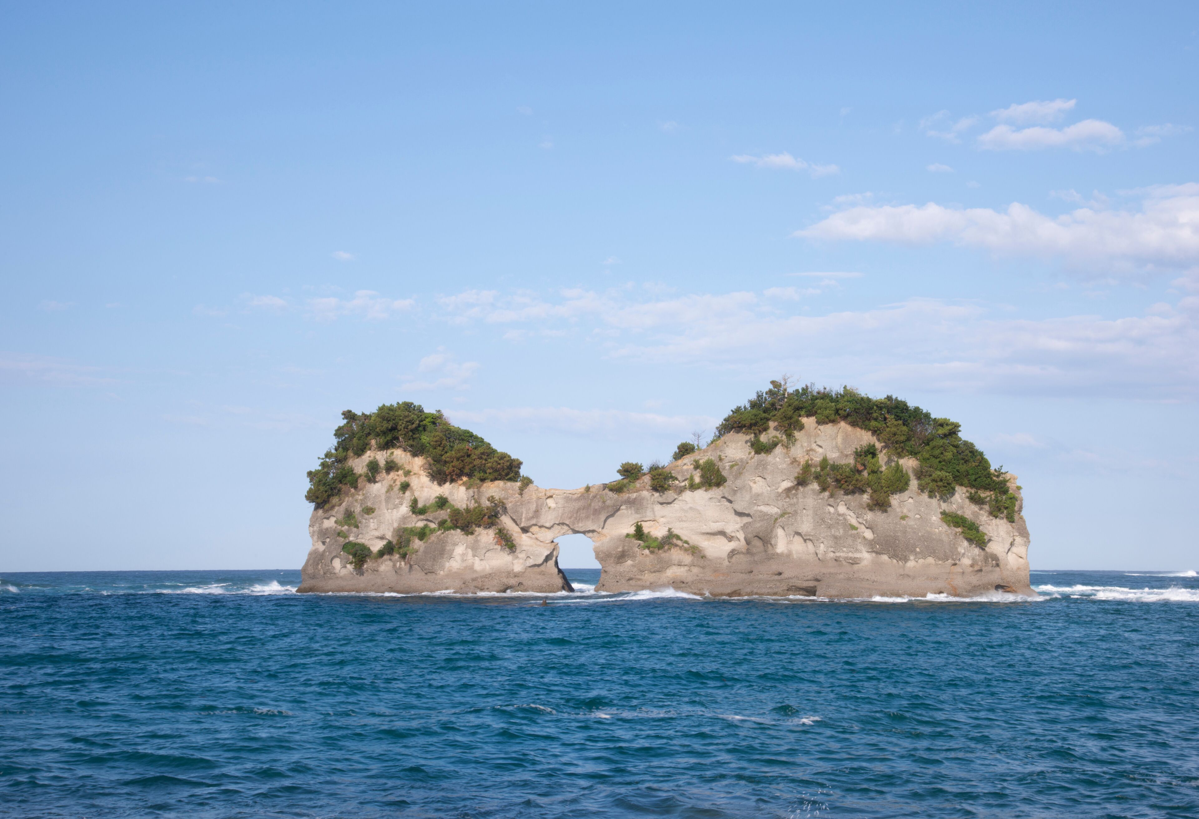 Engetsu Island