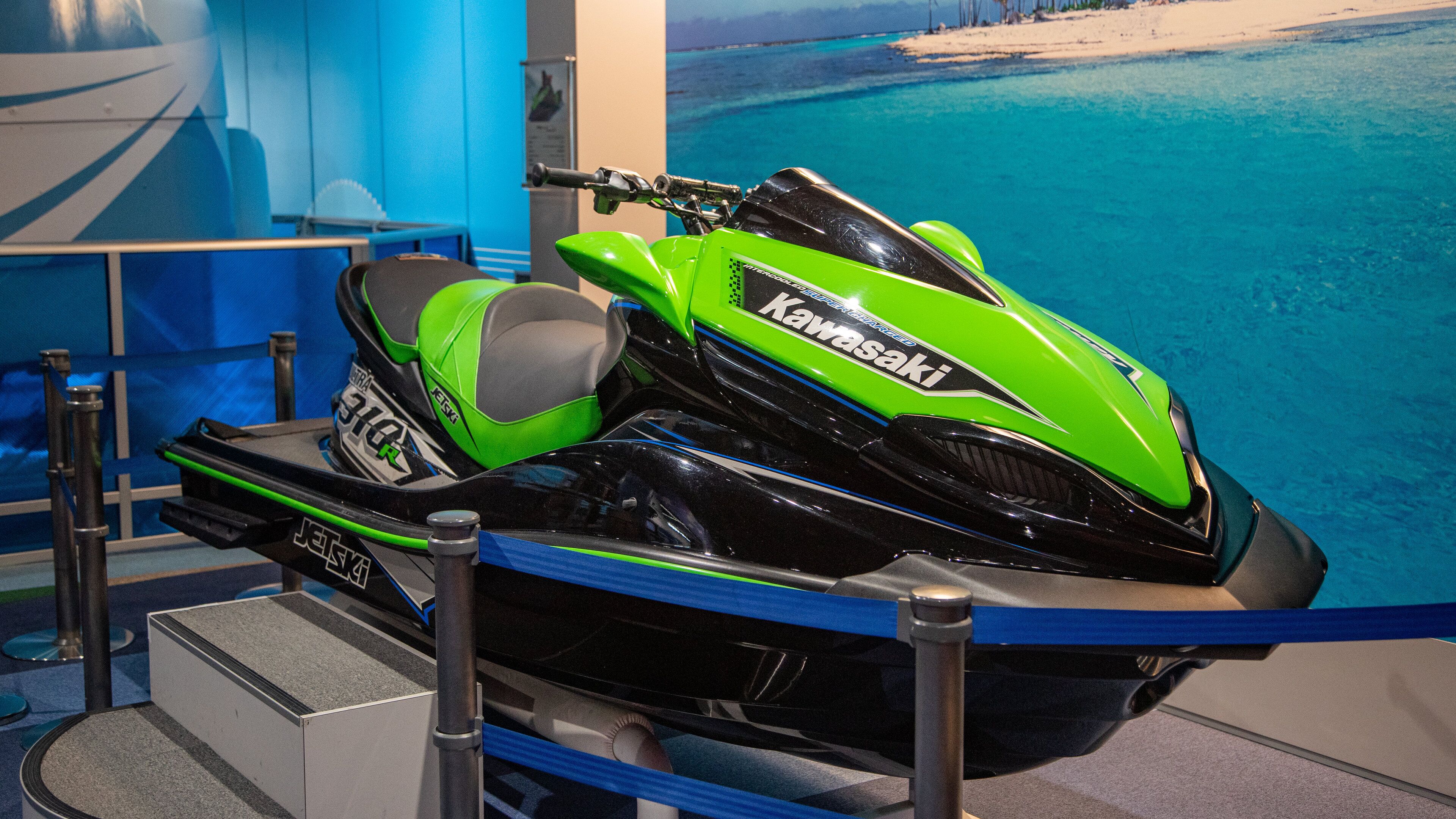 Kawasaki Good Times World showing interior views