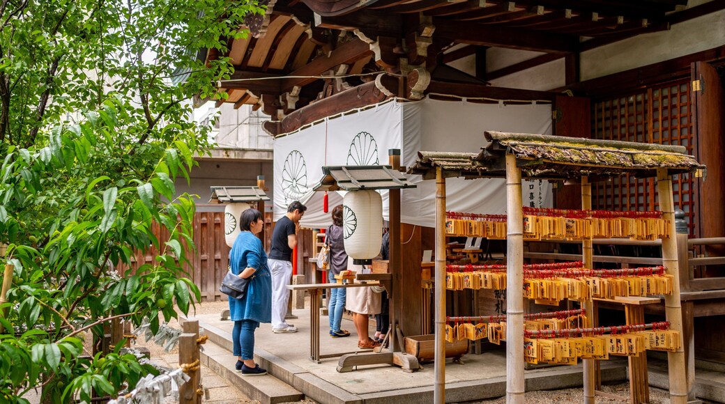 Horikoshi Shrine which includes heritage elements, a temple or place of worship and religious elements