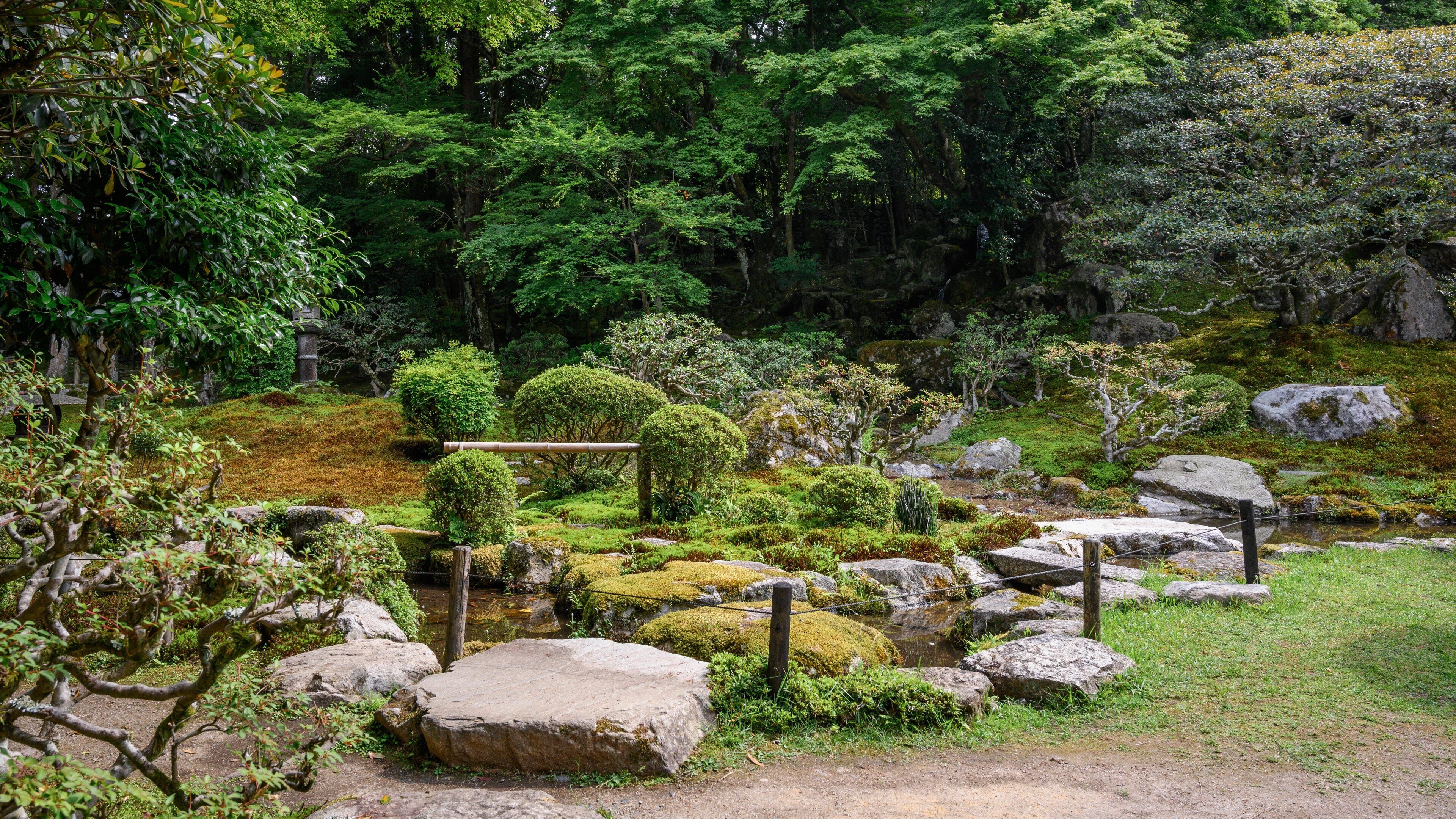 Kyu Chikurinin Garden