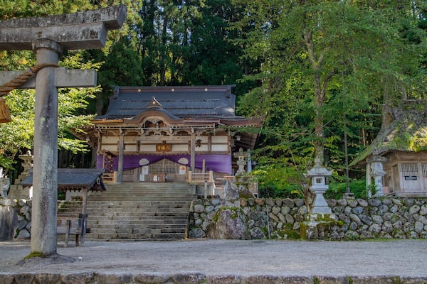 Shirakawa Hachiman Shrine Festival Hall