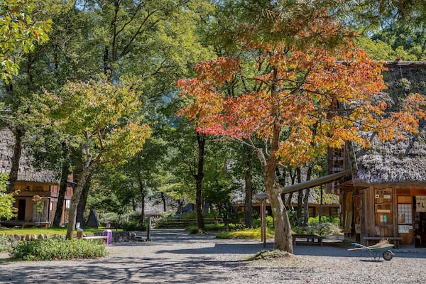 Shirakawago Gasshozukuri Homurajin Museum