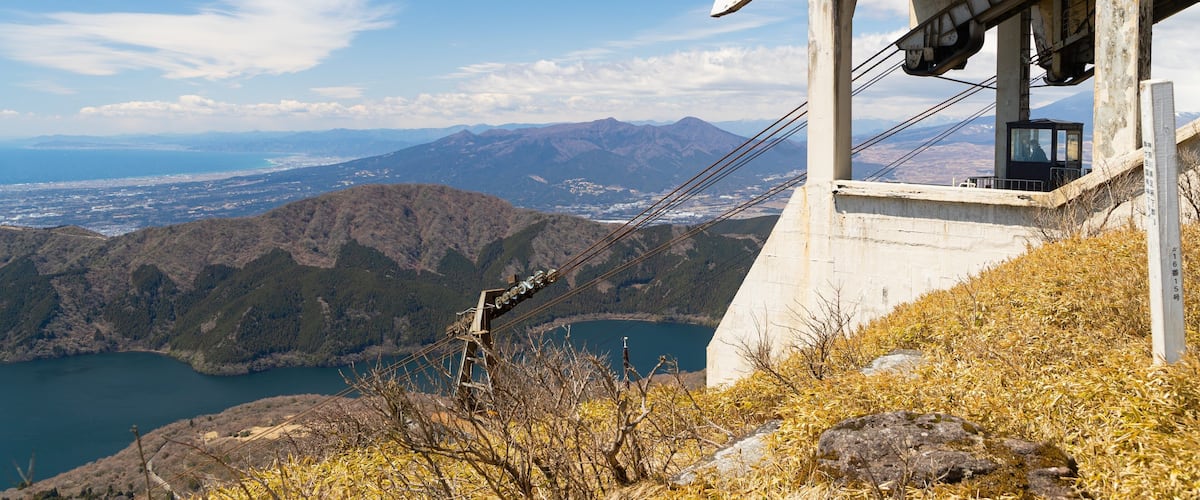 Hakone Komagatake Ropeway showing landscape views, a gondola and tranquil scenes