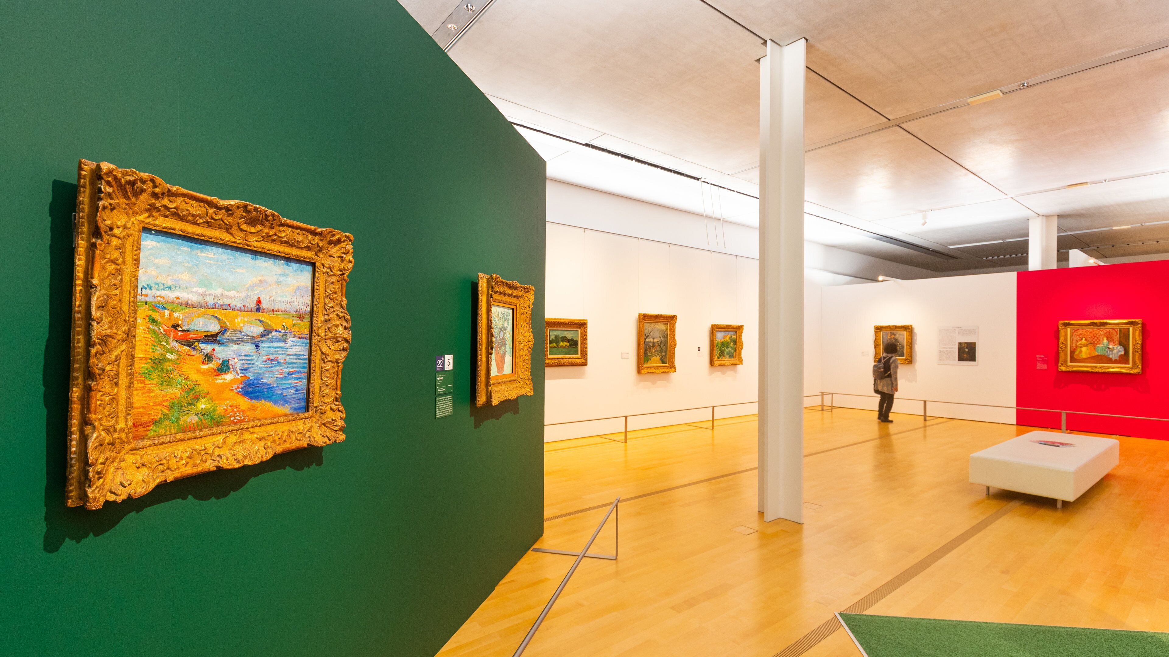 Pola Museum of Art showing interior views and art