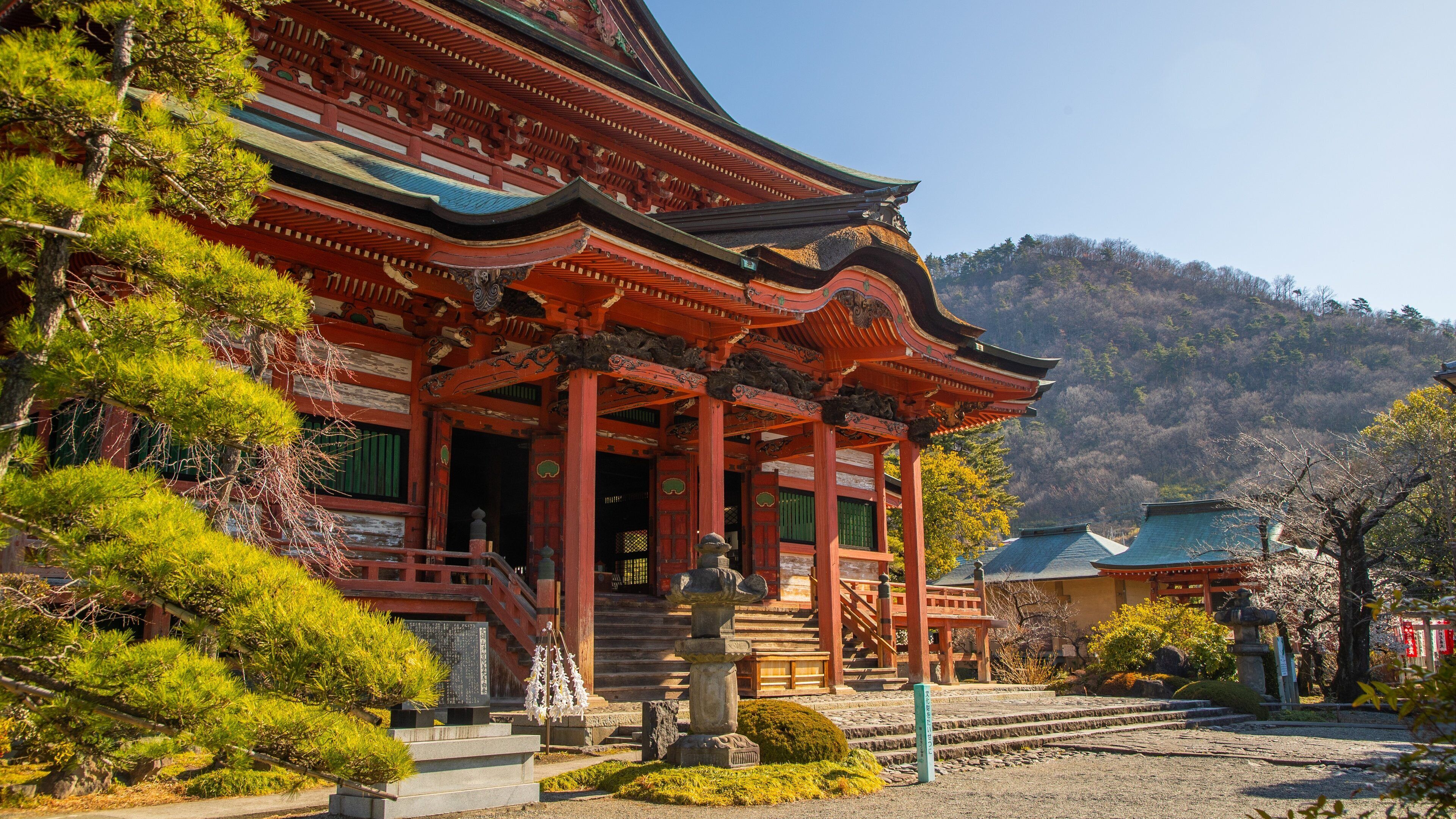 Kai Zenkoji Temple featuring heritage elements and a temple or place of worship