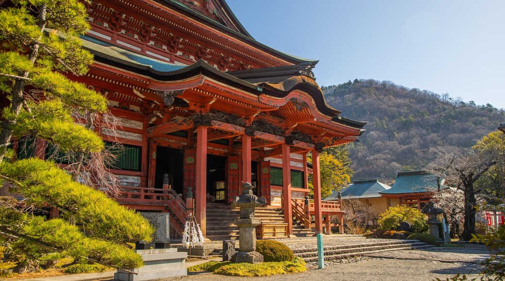 Kai Zenkoji Temple featuring heritage elements and a temple or place of worship