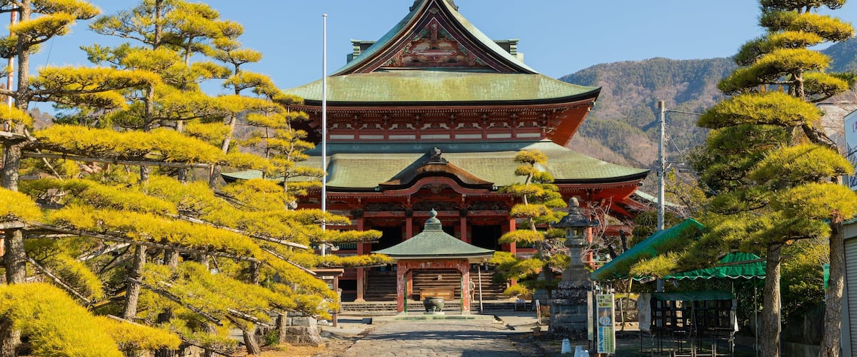 Kai Zenkoji Temple showing a temple or place of worship and heritage architecture