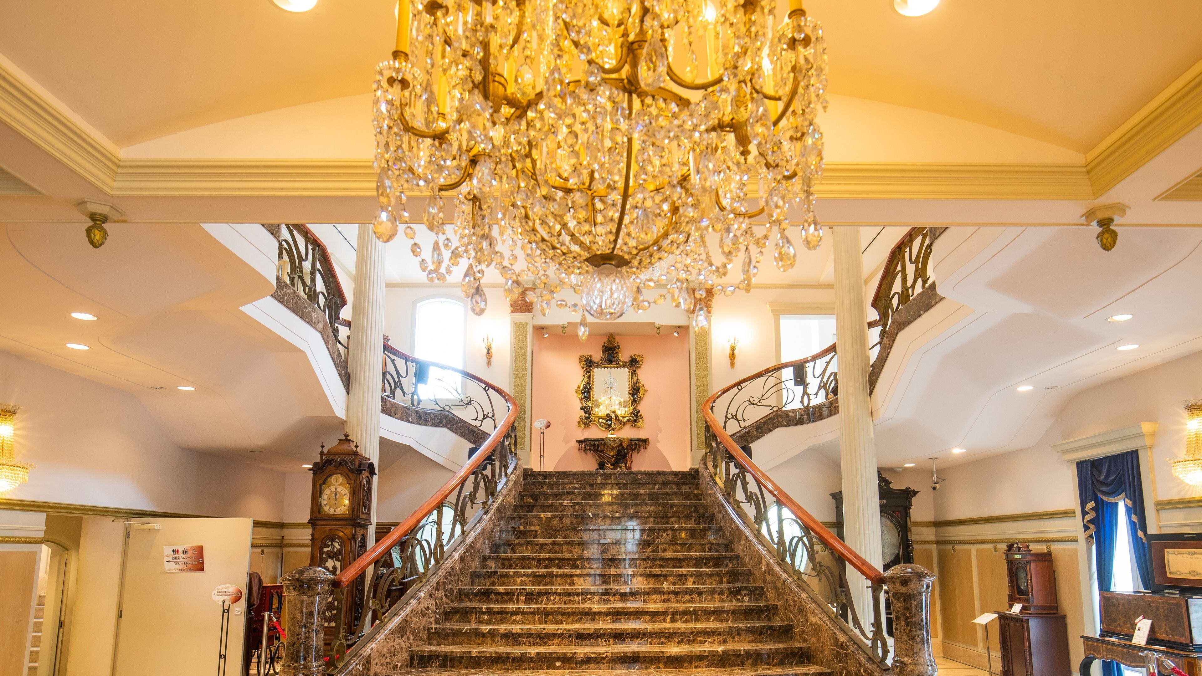 小さなヨーロッパ オルゴールの森 (富士河口湖町) - ツアーと