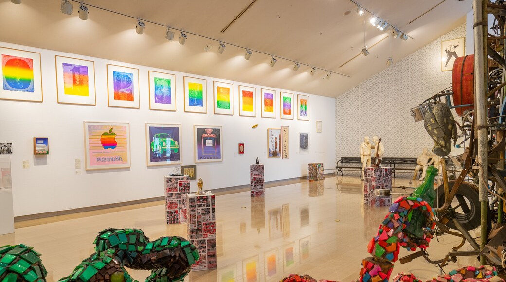 Sezon Museum of Modern Art which includes art and interior views