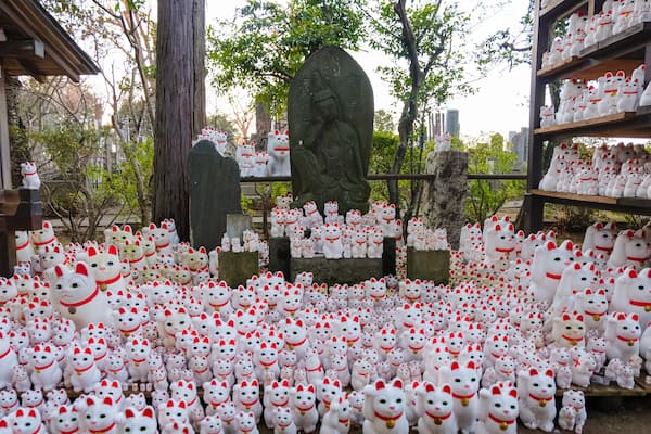 世田谷 豪徳寺 招き猫