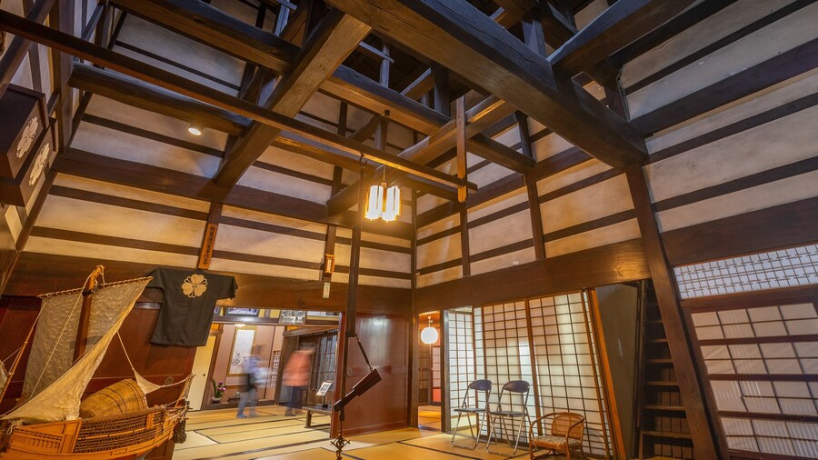 Wholesale Merchant Morike which includes interior views and heritage elements