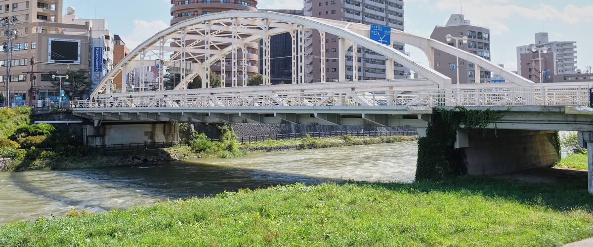 Morioka_KaiunbashiBridge_553248621532776453_01