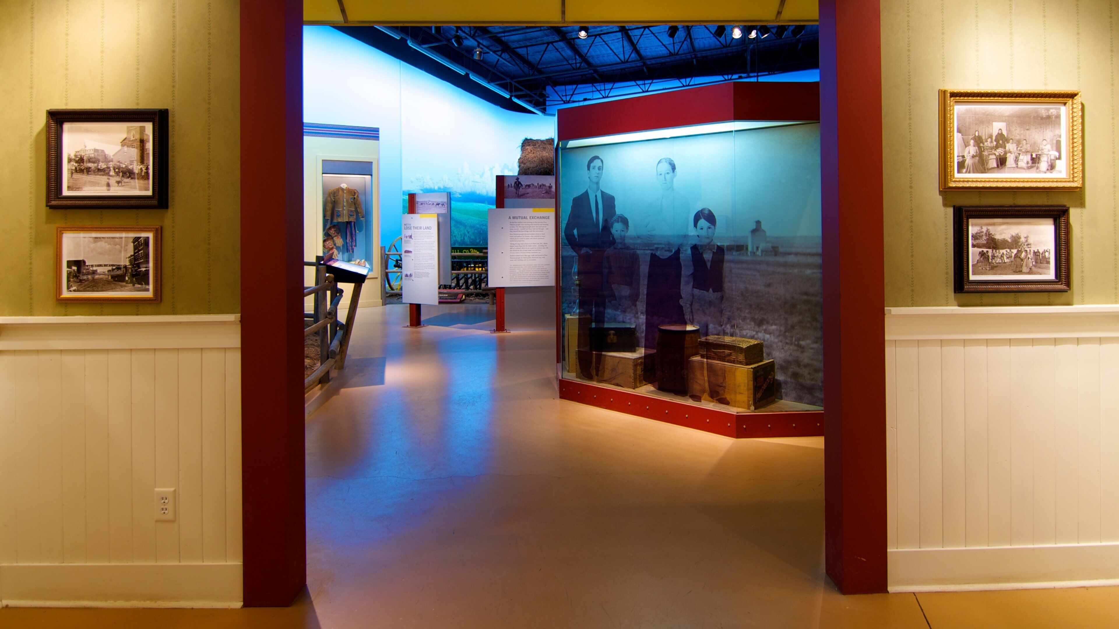 Saskatoon which includes interior views