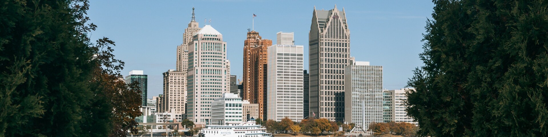 Dieppe Gardens featuring a bay or harbor and a city