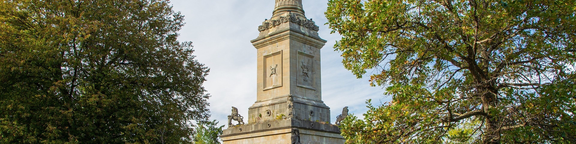 Brock\'s Monument which includes a garden and heritage elements