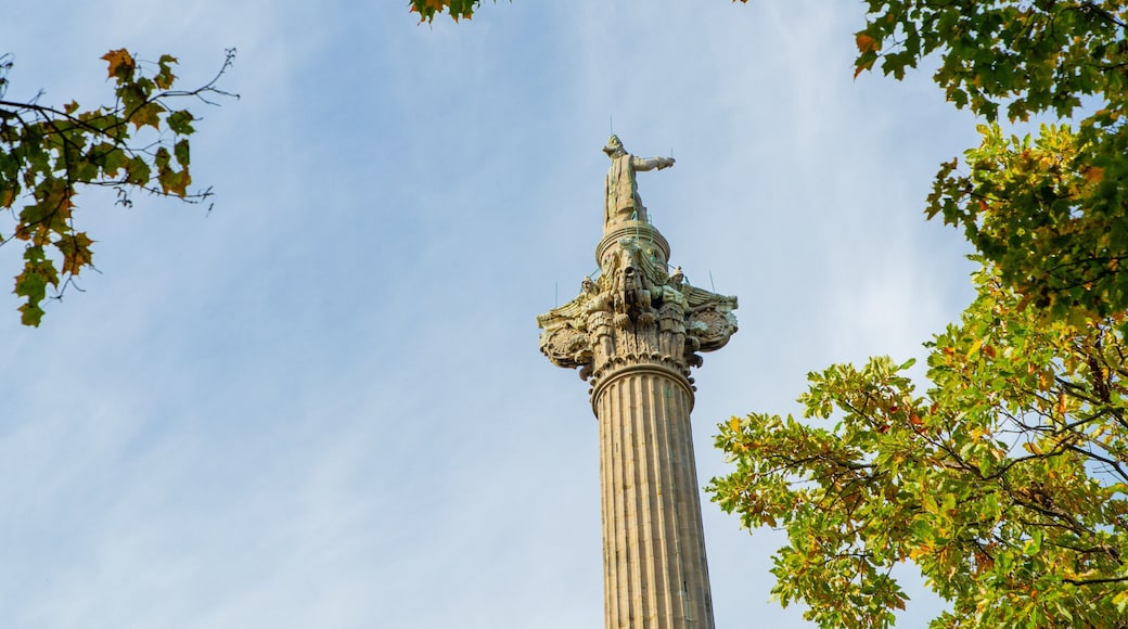 Brock\'s Monument featuring heritage elements