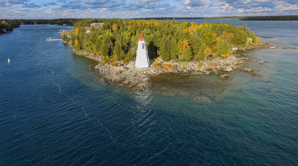 Big Tub Lighthouse in Tobermory, Ontario, Canada