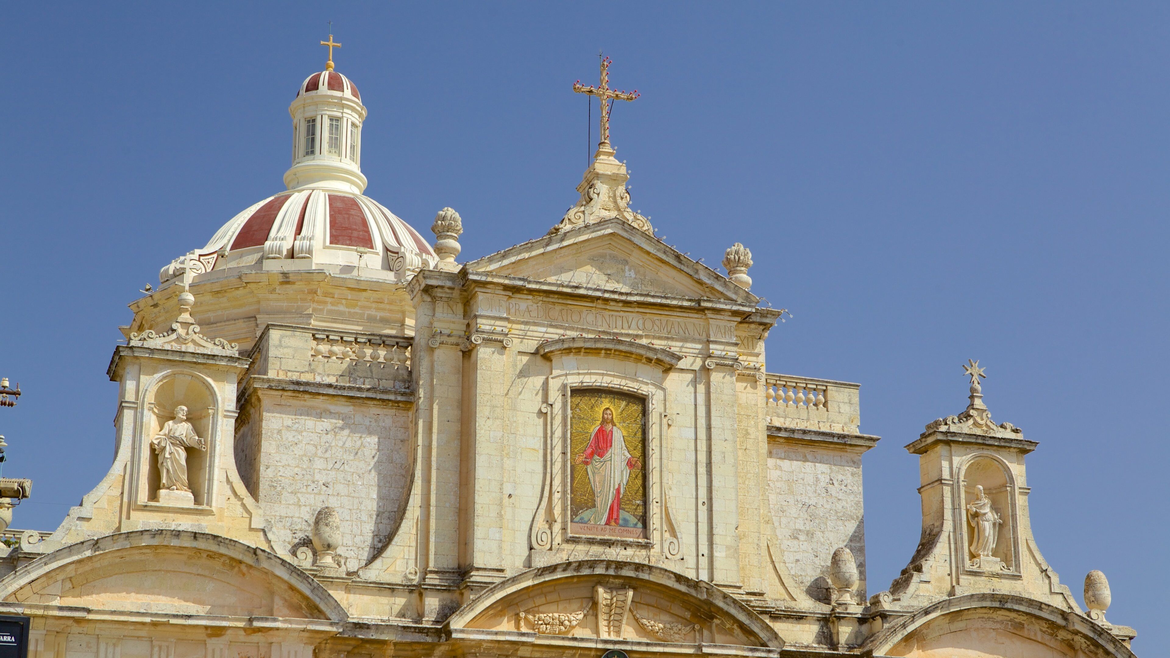 Rabat mostrando una iglesia o catedral, aspectos religiosos y arquitectura patrimonial