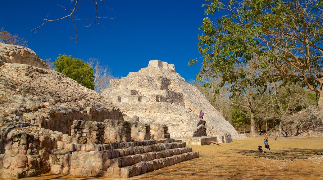Archäologische Stätte Edzná mit einem historische Architektur und Ruine