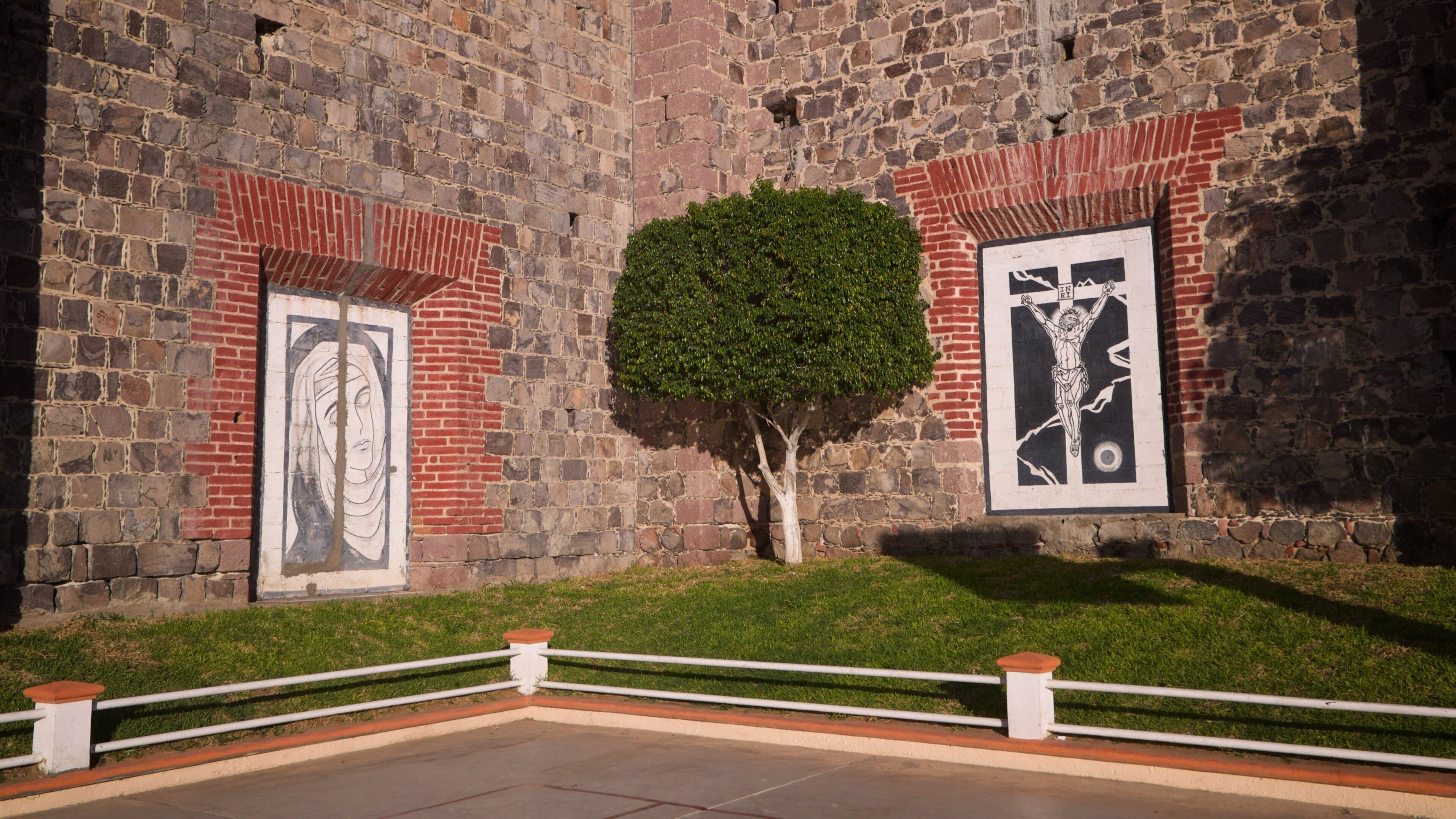 Sanctuary of the Virgen of Guadalupe showing religious aspects and outdoor art