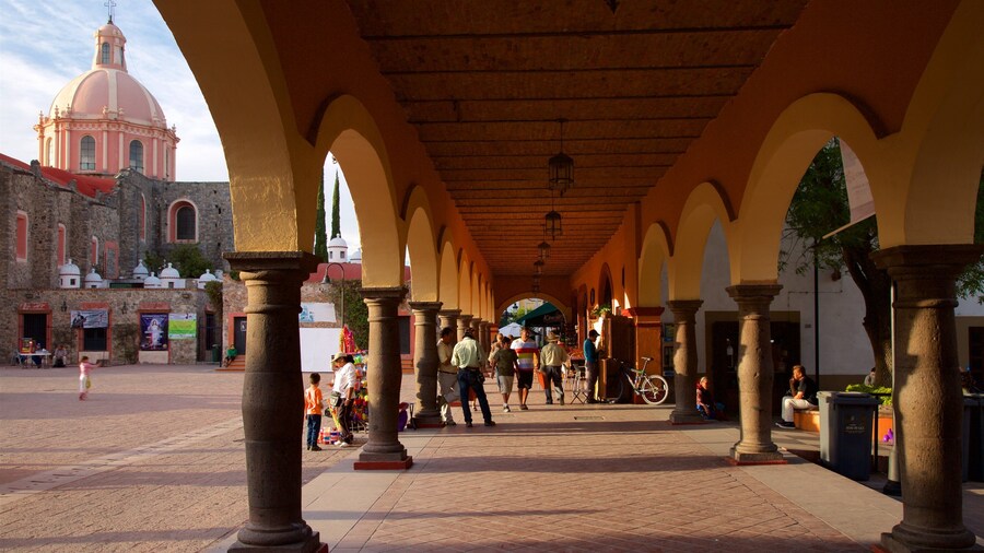 Tequisquiapan og byder på historiske bygningsværker, en plads eller et torv og en solnedgang