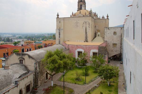 Tula de Allende mostrando parco, oggetti d\'epoca e vista del paesaggio