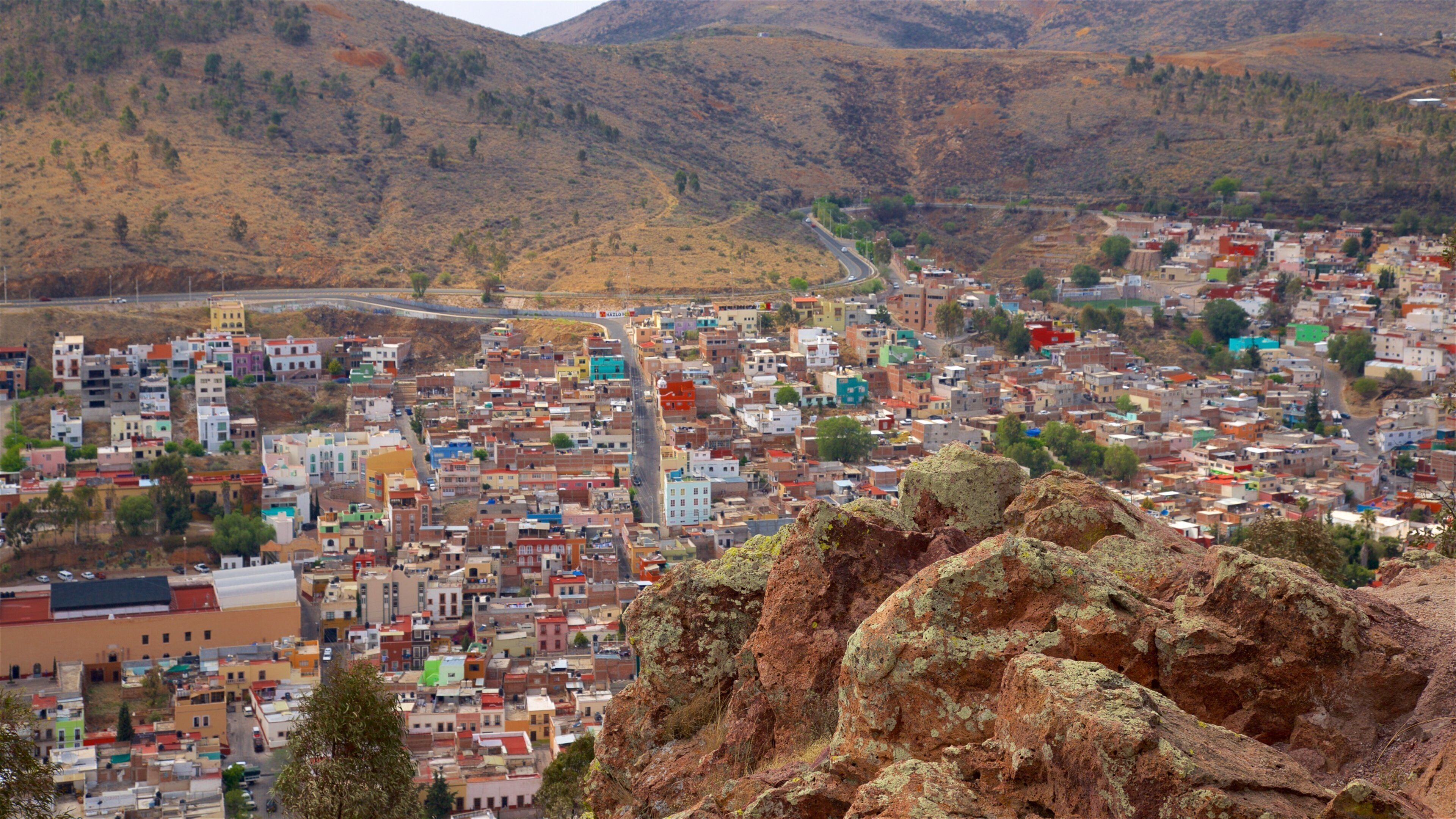 Zacatecas que incluye escenas tranquilas y vista panorámica