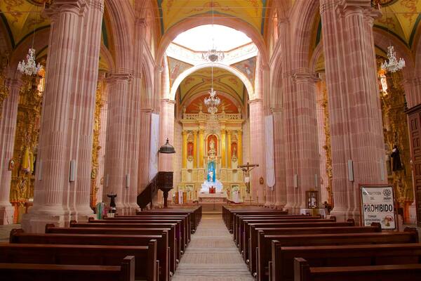 Mexique mettant en vedette vues intérieures, patrimoine architectural et église ou cathédrale