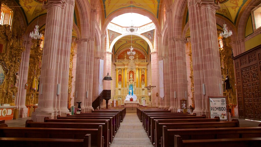 Mexico bevat interieur, historische architectuur en een kerk of kathedraal