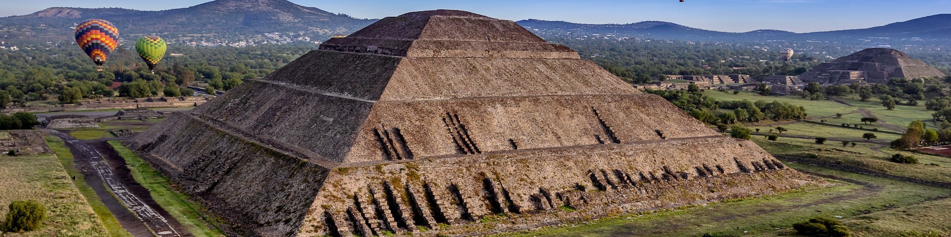 Aerial view of hot air balloons above the Teotihuacan pyramid in Mexico city