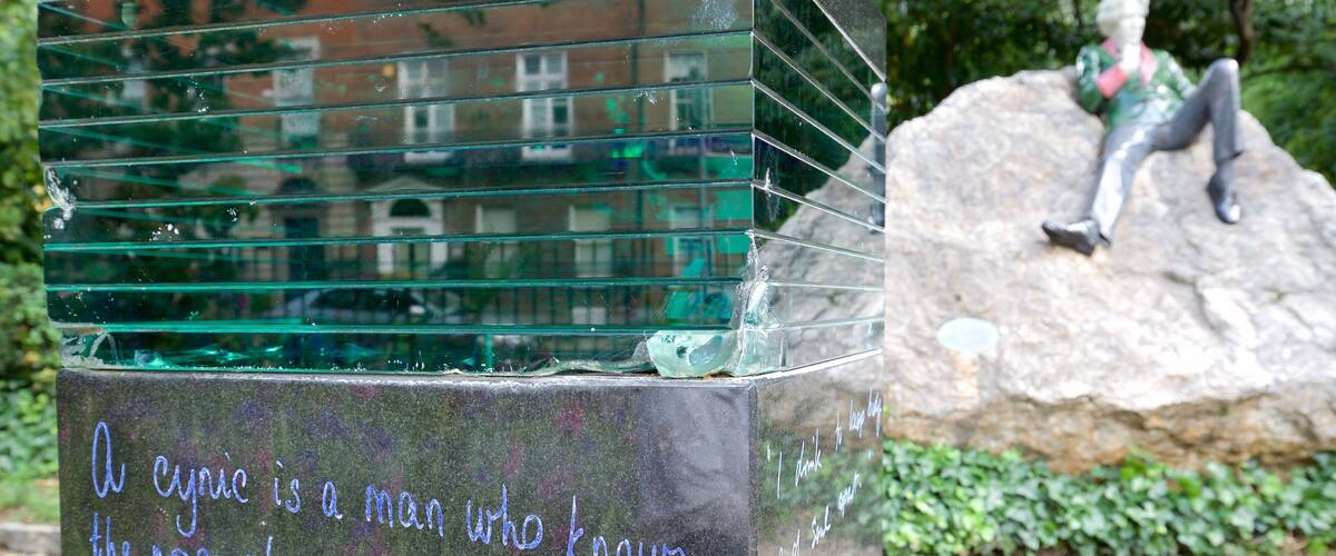 Dublin showing heritage elements, signage and a statue or sculpture